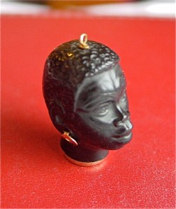 18K Italian Moretti Pendant