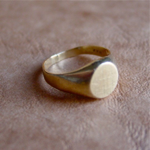 10K Signet Ring
