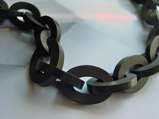 Gutta Percha graduated link watch chain necklace