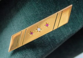 Art Deco gold, diamond and ruby brooch