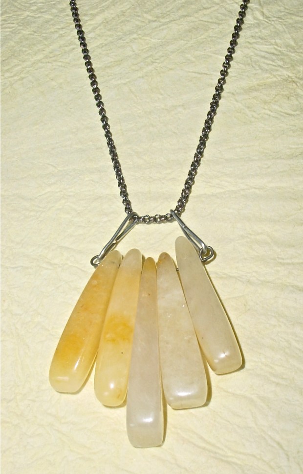agate Wildmoon Necklace