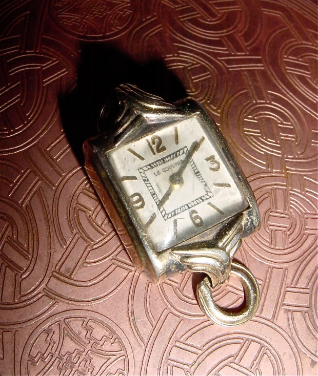 1940s  le coultre ladies watch