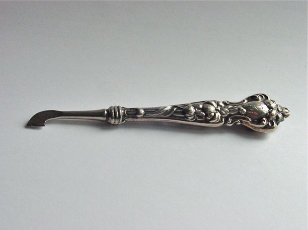 Victorian Cuticle Thingy