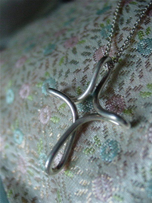 elsa Peretti Tiffany & Co Infinty Cross