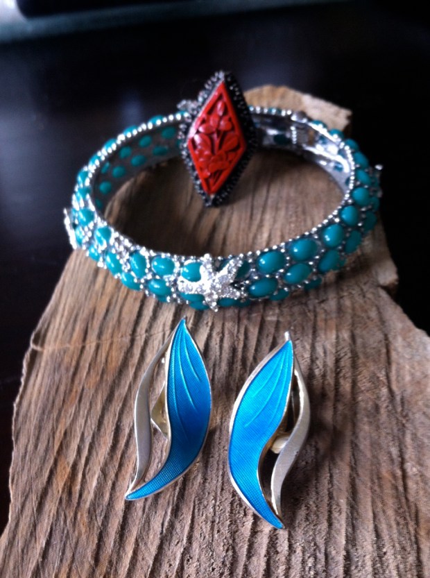 KJL Neptune Bangle, iinabar rings and Theodor Olsens Earrings