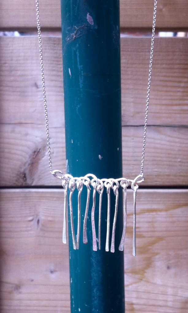 scribble fringe necklace