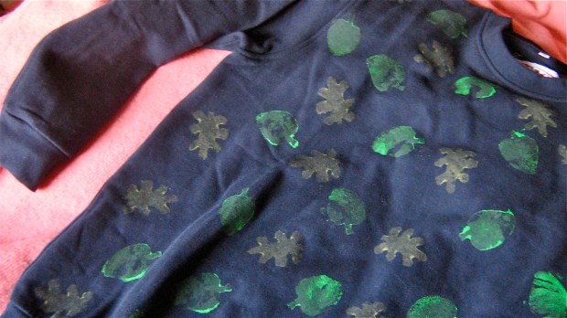 potato print sweatshirt