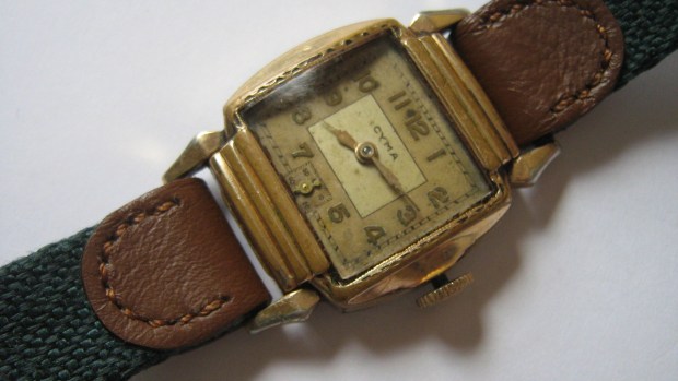 Vintage Deco Cyma Watch