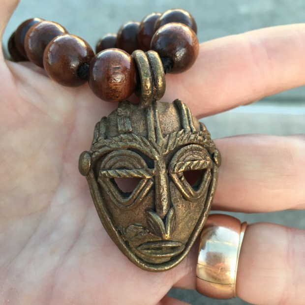 1E437F79-078C-4F6B-852F-445DB0663499