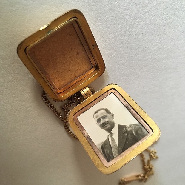 0A85B05D-66F6-4F2C-B1EA-FA90C00C7C14