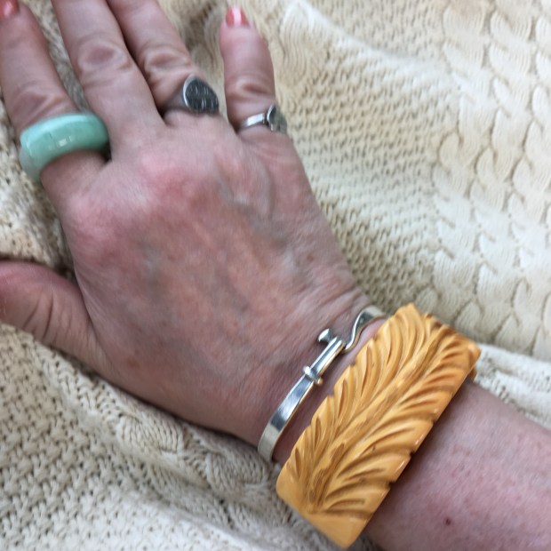 32BF2259-91CB-457A-925B-8B1298D2B63F