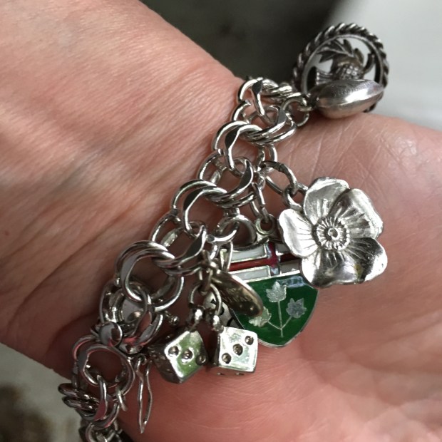 4A1DDA1F-DE02-4184-8B01-47F3B93496E5