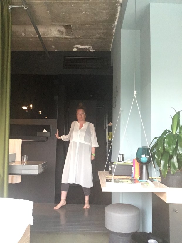 DB80A752-E58D-45E1-AD63-CD3D65A52340