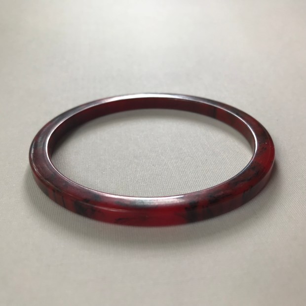 1677FAC9-5479-4761-A2CD-3CA10F8DCAFA