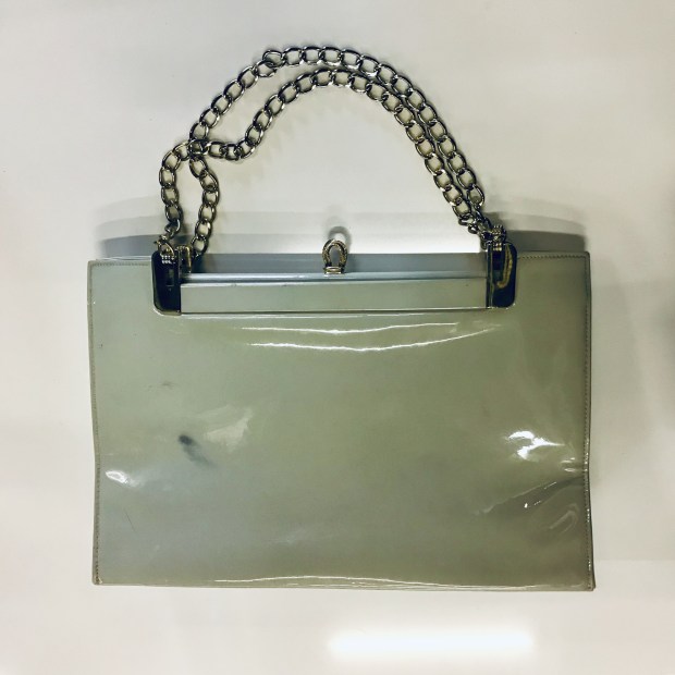 1B136819-513B-4ACF-94B7-301BDAB8A99B