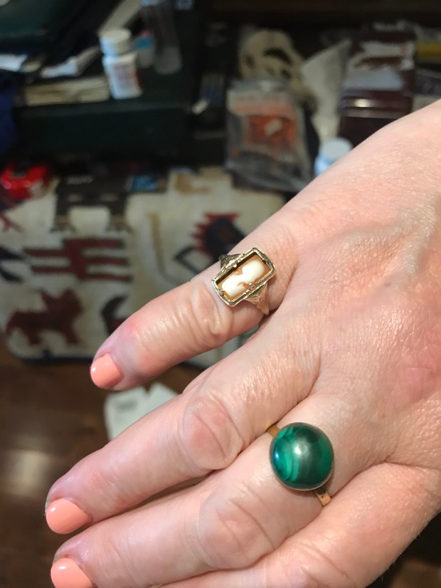 B85E5F84-0E5F-4D49-97FC-FF2F81D46C7A