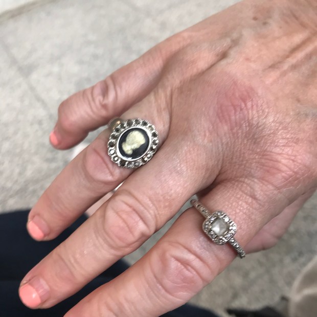 D98A55EC-DB54-4E15-8D72-4D02BB722521