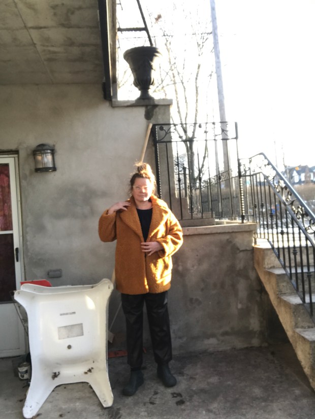 7202BF98-ADD2-4DDC-8B53-5CF1B43B216B