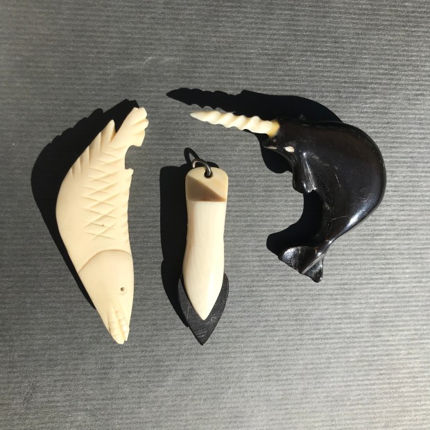 EAF5FE9C-4D03-4E9C-9ADB-3D7DE3078FA2