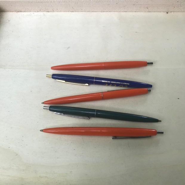 9E9BB6C2-38BD-49CE-AA18-456DAEEAF373