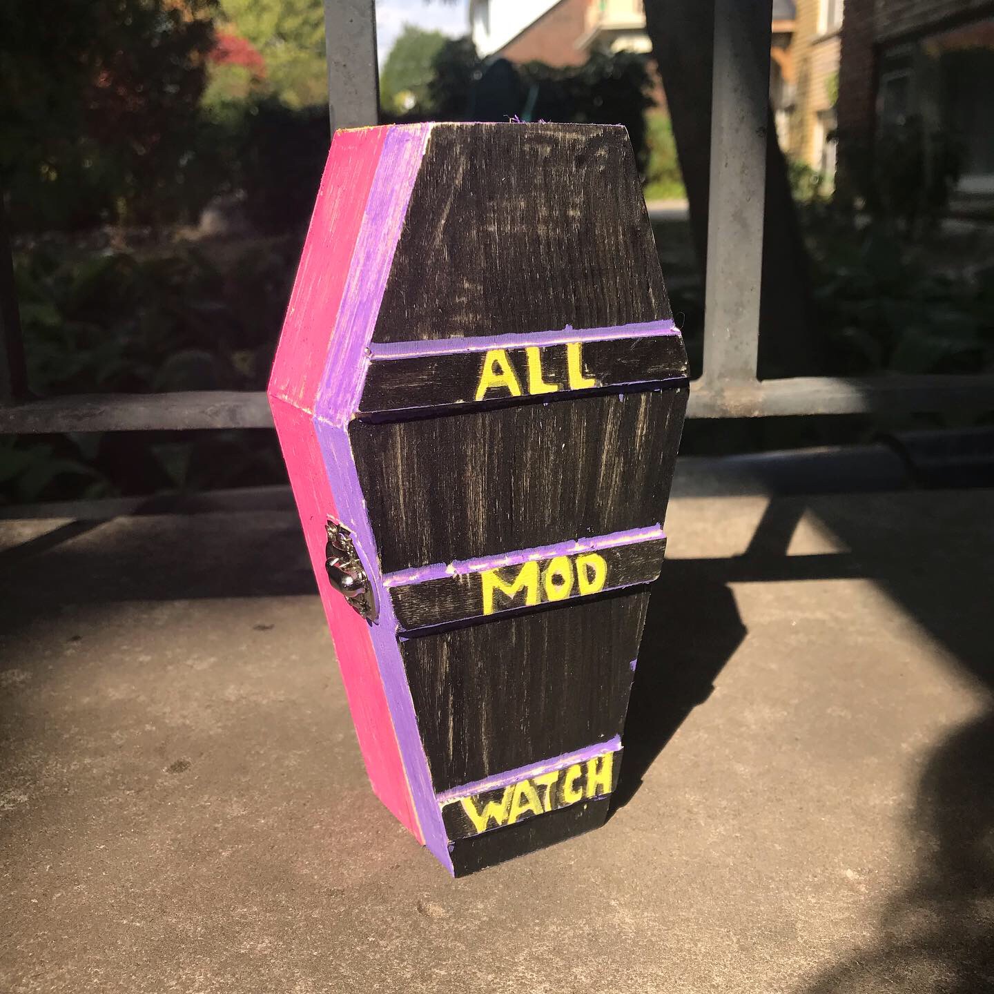 DAF884B0-303B-41EC-94B1-F9BD708251B4