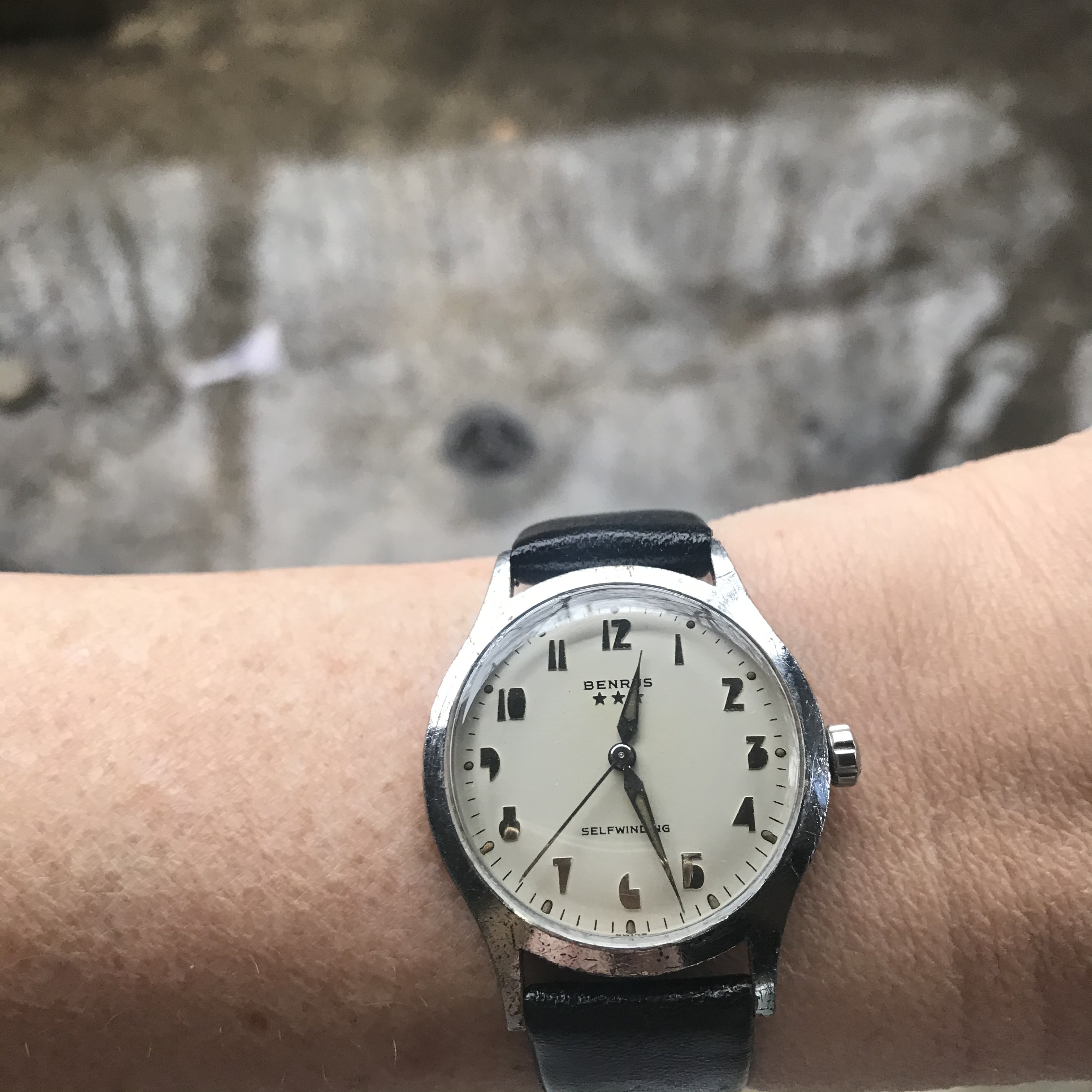 E3B68C39-D116-41FF-B238-463A4676B3A0