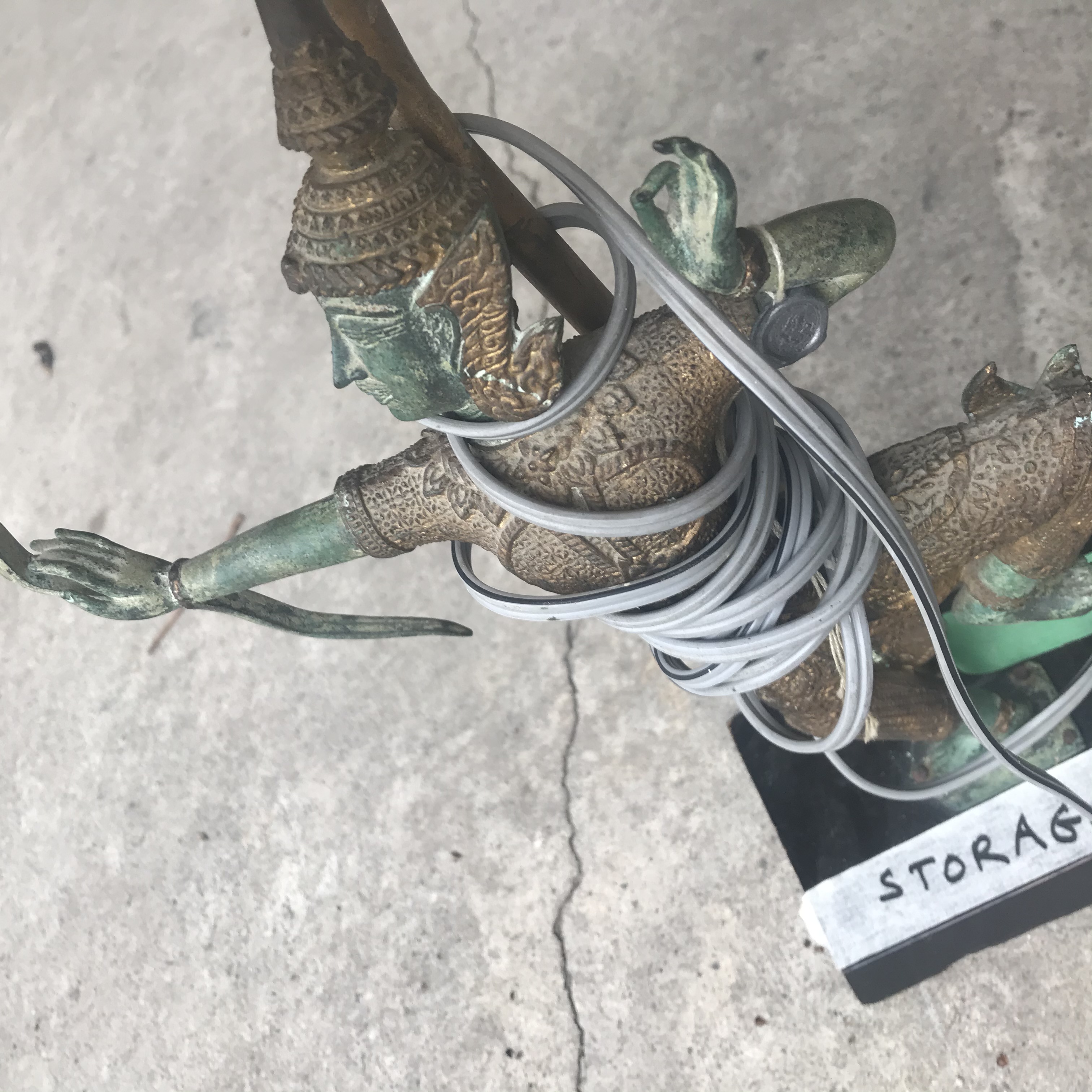 252E418E-7B83-4560-8342-49488678F95E