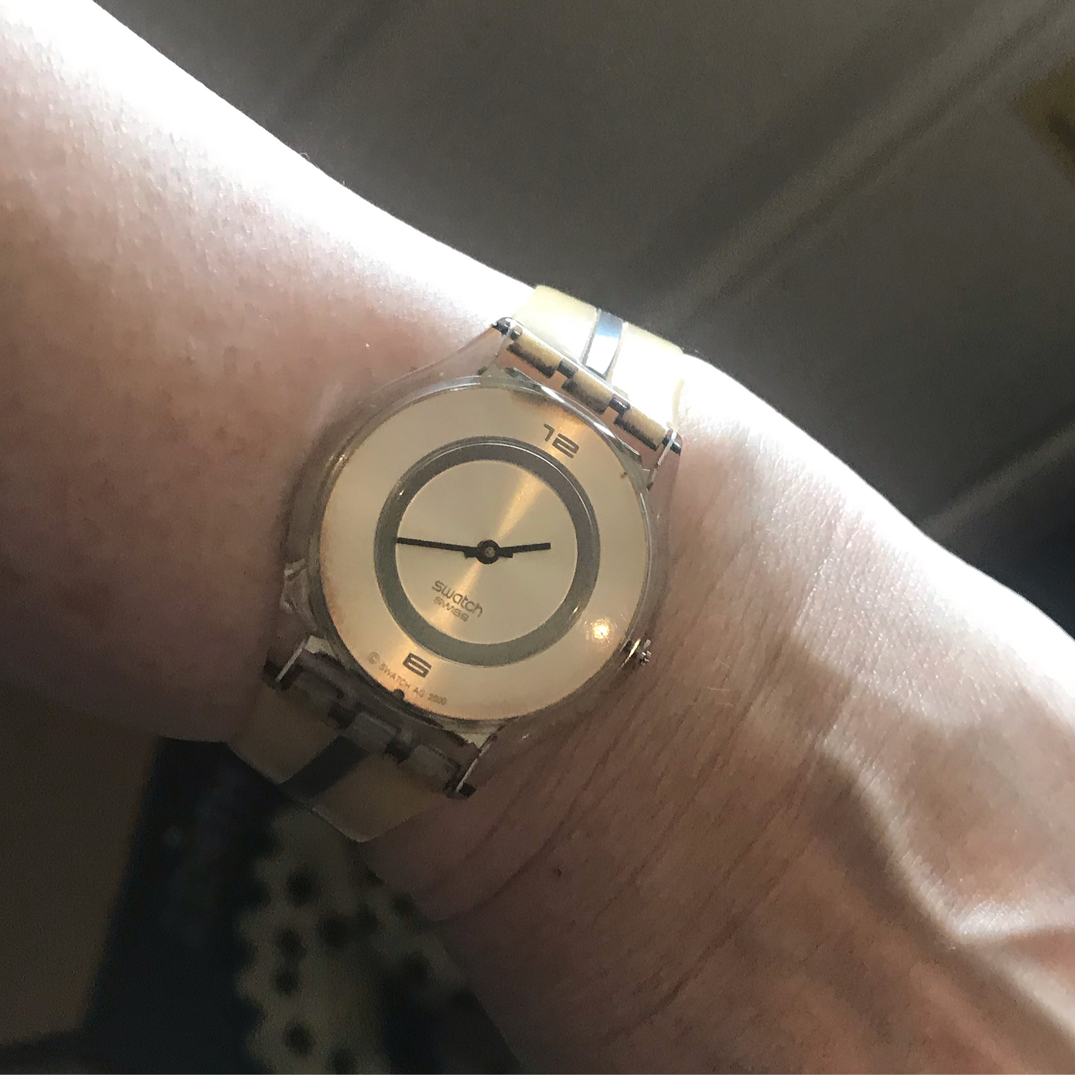 6AB8C5CB-80AA-44E9-873A-56B61D519F8C